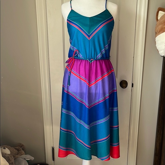 VINTAGE Colorful Striped Sleeveless Dress Small housedress porchdress preppy - Picture 1 of 8